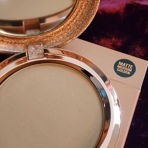 Mac skinfinish sunstruck matte bronzer color,medium golden